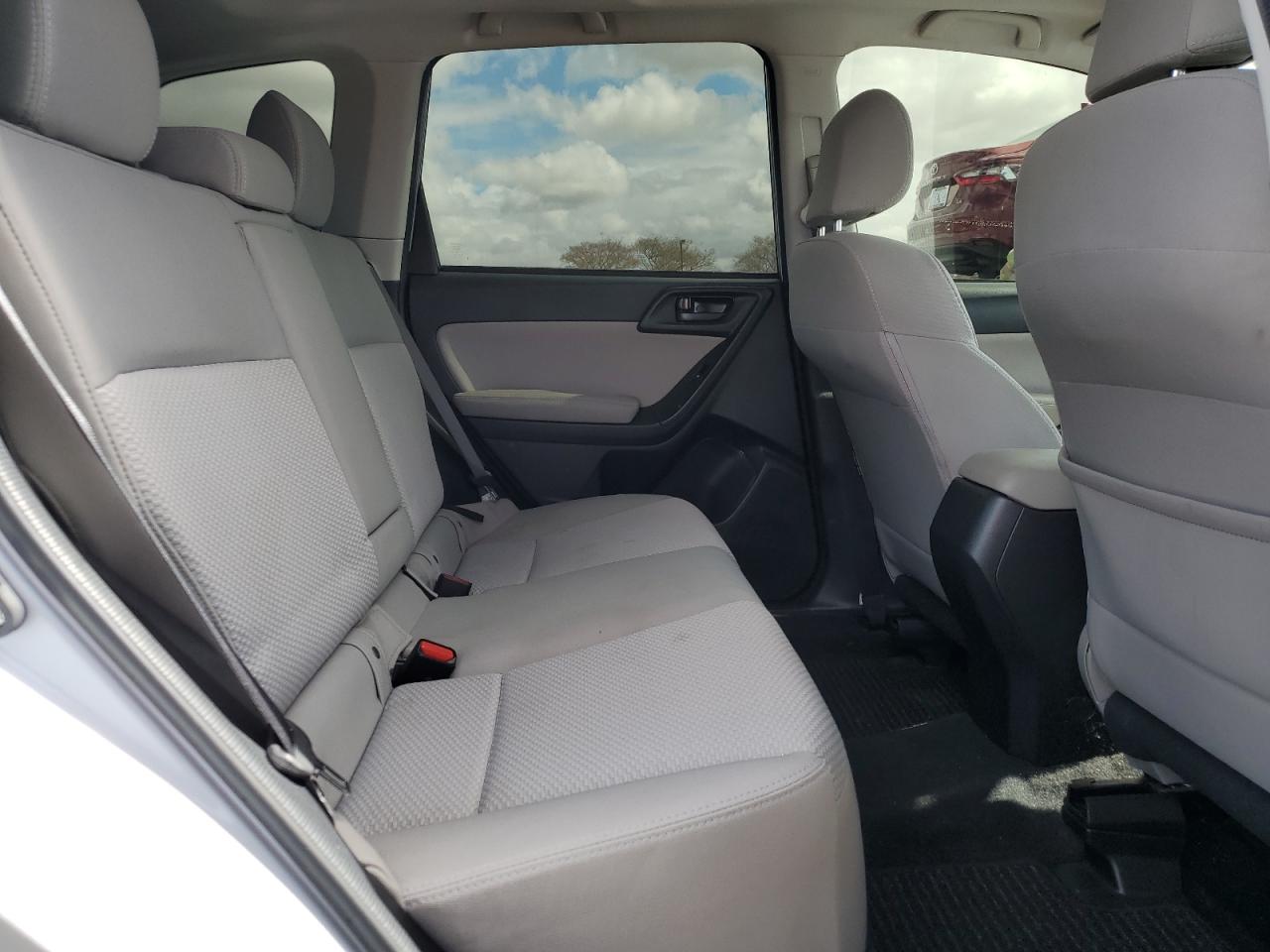 2016 Subaru Forester - Image 11