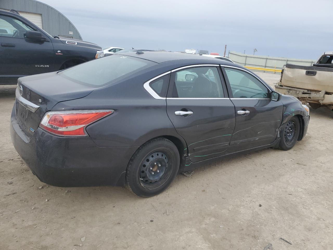 2014 Nissan Altima - Image 3