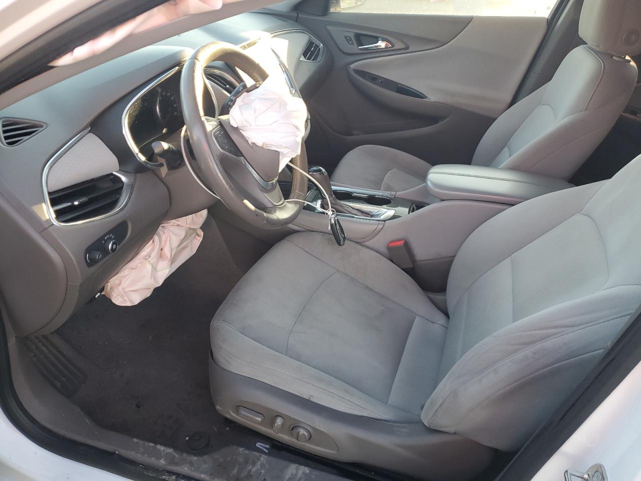 2018 Chevrolet Malibu - Image 7