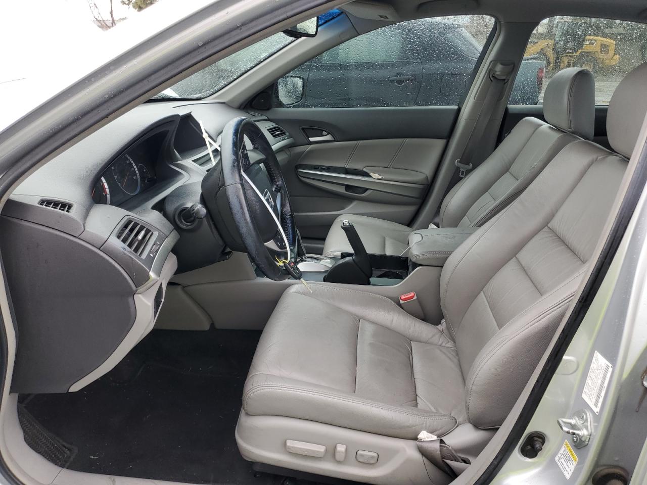 2009 Honda Accord - Image 7