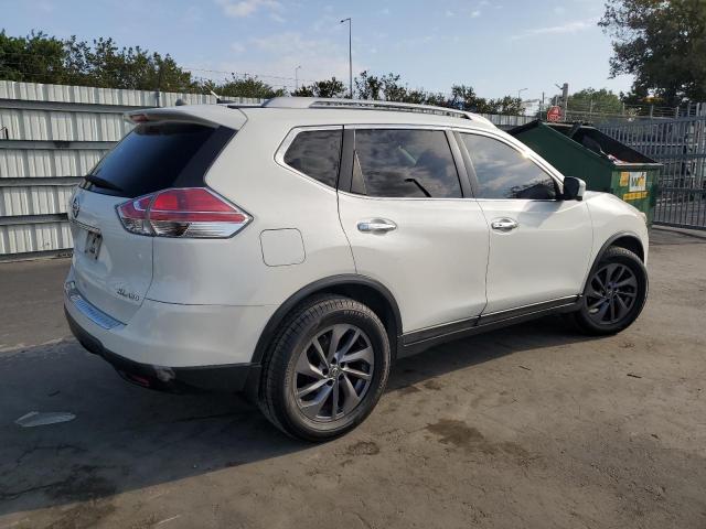 Паркетники NISSAN ROGUE 2016 Белы