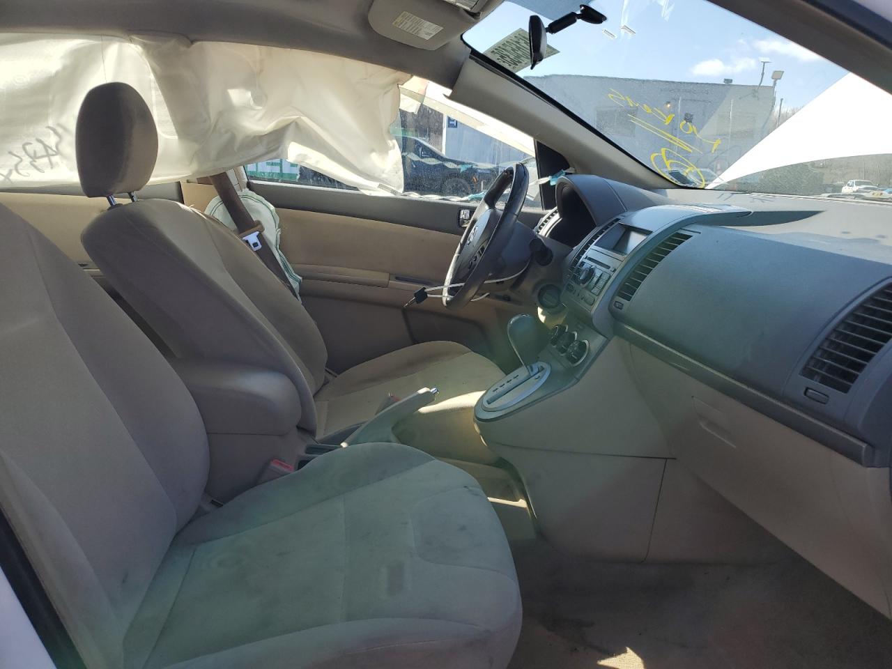 2009 Nissan Sentra - Image 7