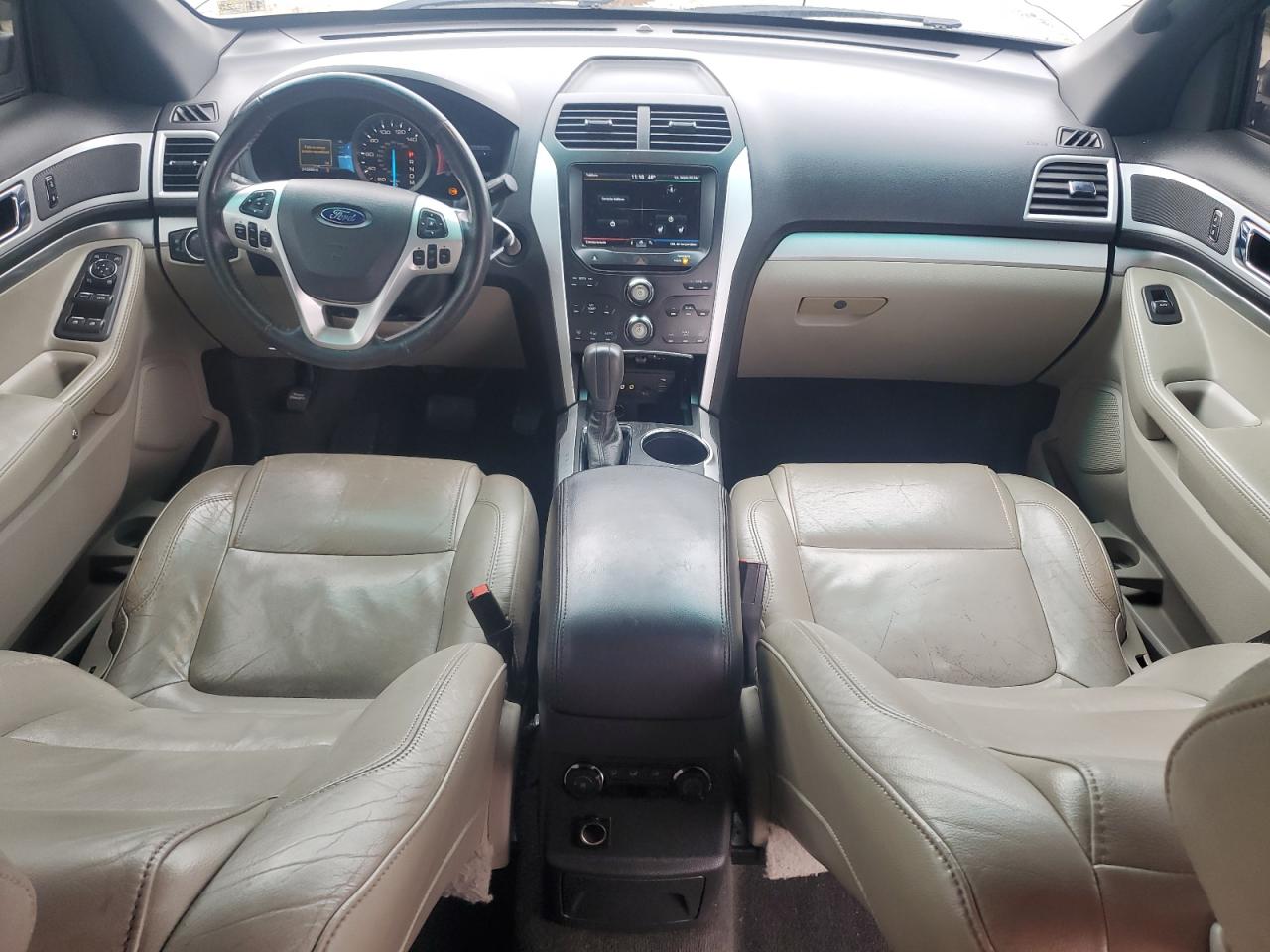 2011 Ford Explorer - Image 8