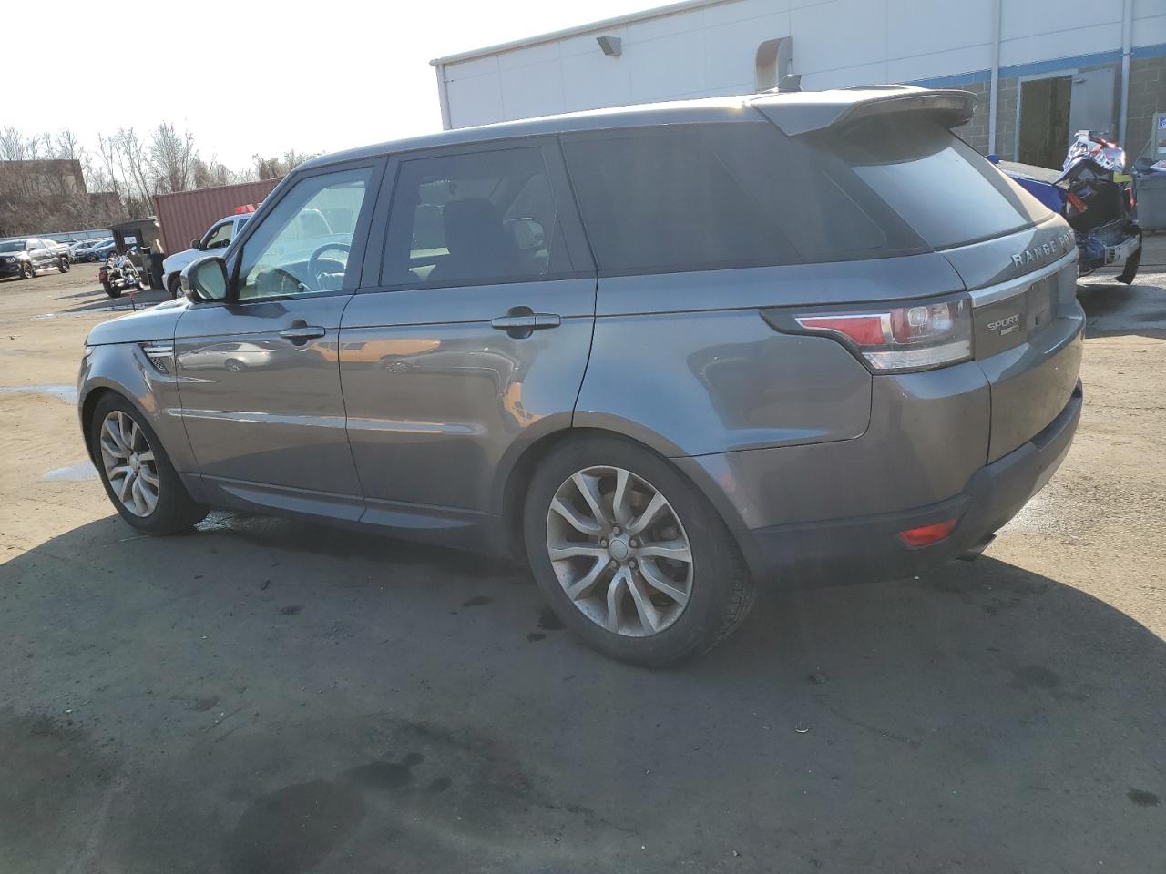 2016 Land Rover Range Rover - Image 2
