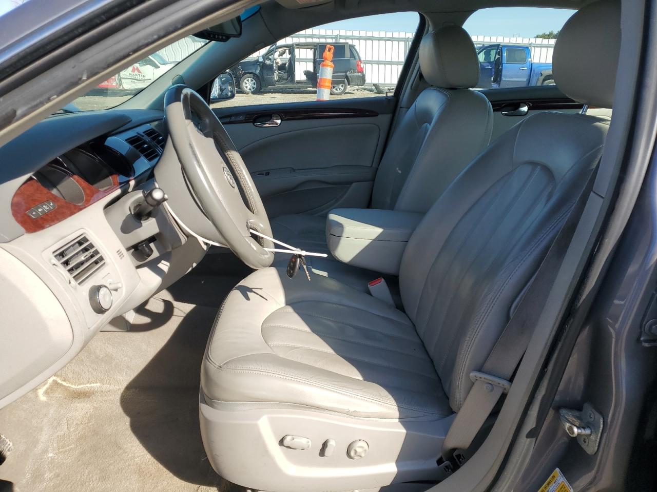 2007 Buick Lucerne - Image 7