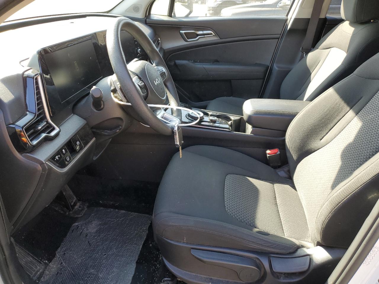 2023 Kia Sportage - Image 7