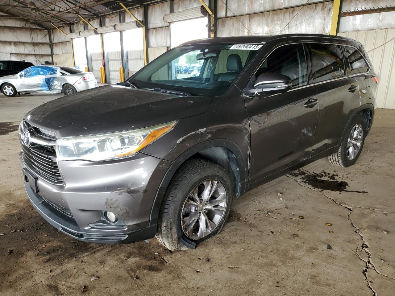 2015 Toyota Highlander - Image 1