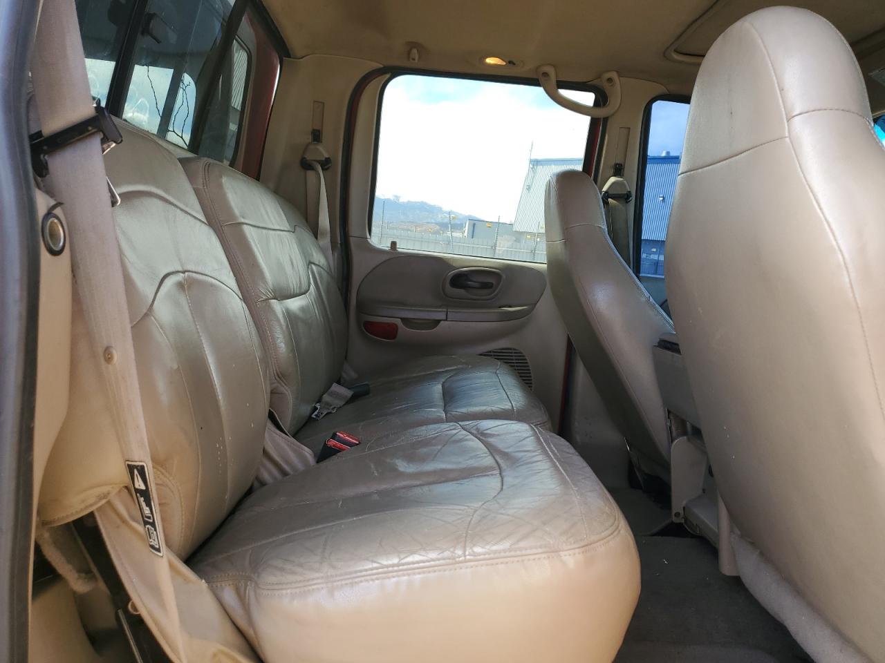 2001 Ford F-150 - Image 10