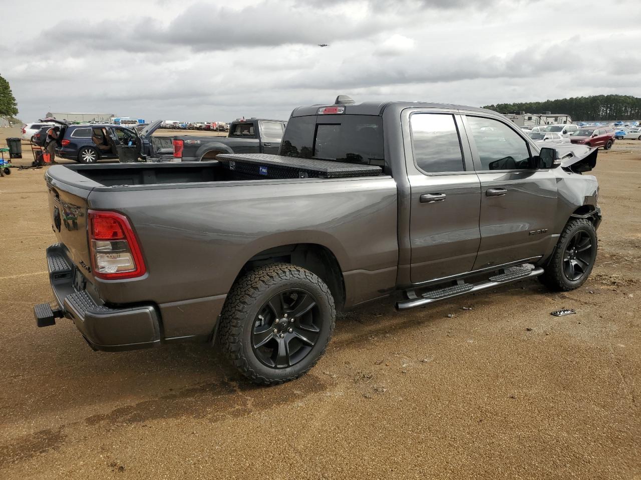 2022 RAM 1500 - Image 3