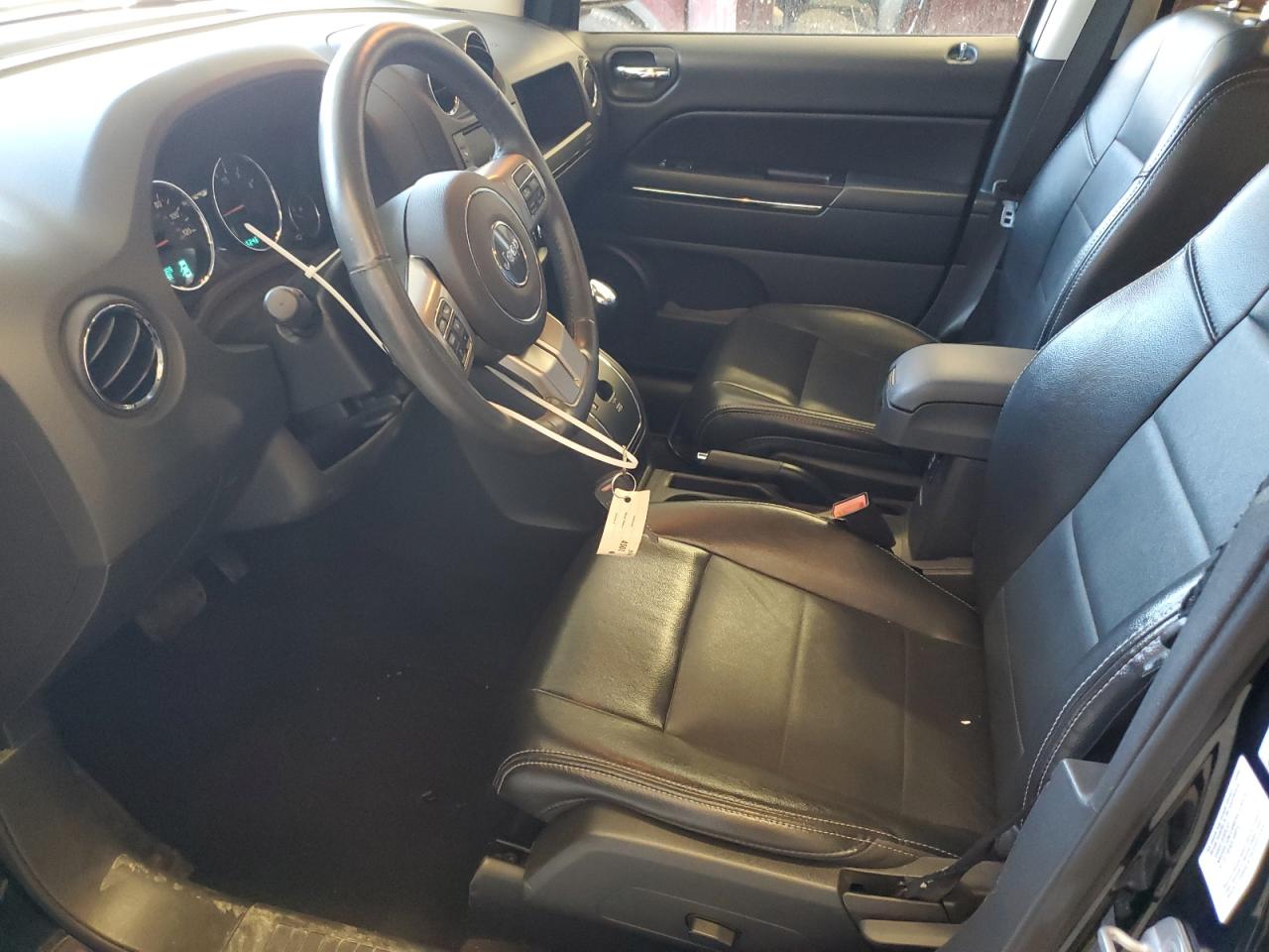 2012 Jeep Compass - Image 7
