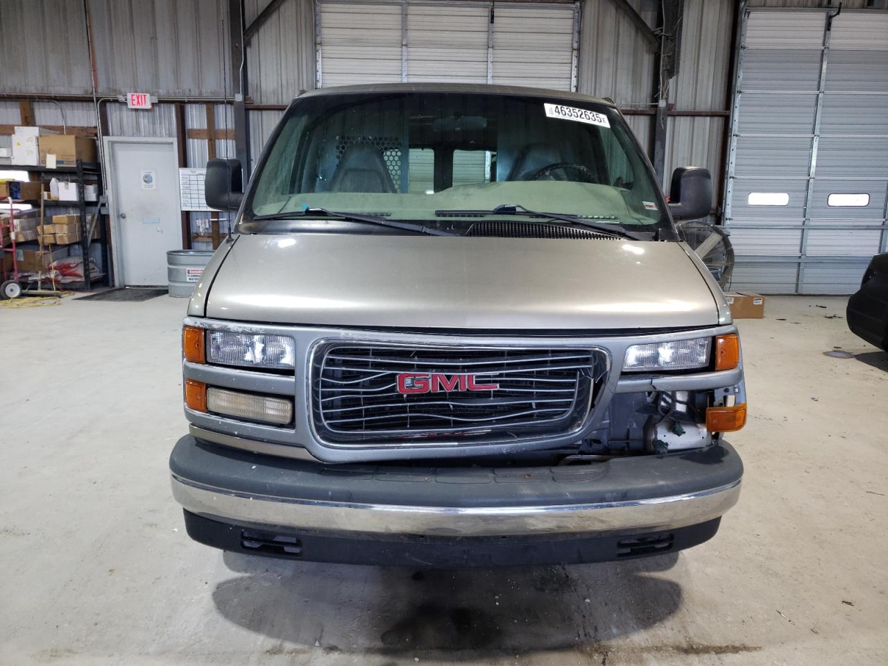 2001 GMC Savana - Image 5
