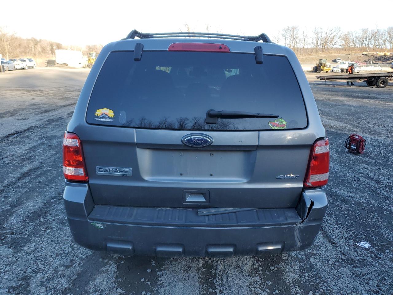 2010 Ford Escape - Image 7