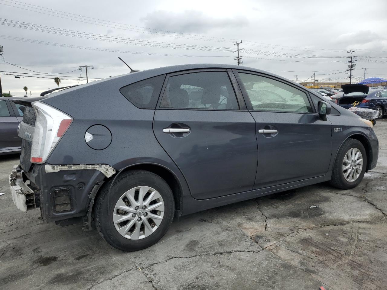 2014 Toyota Prius - Image 3