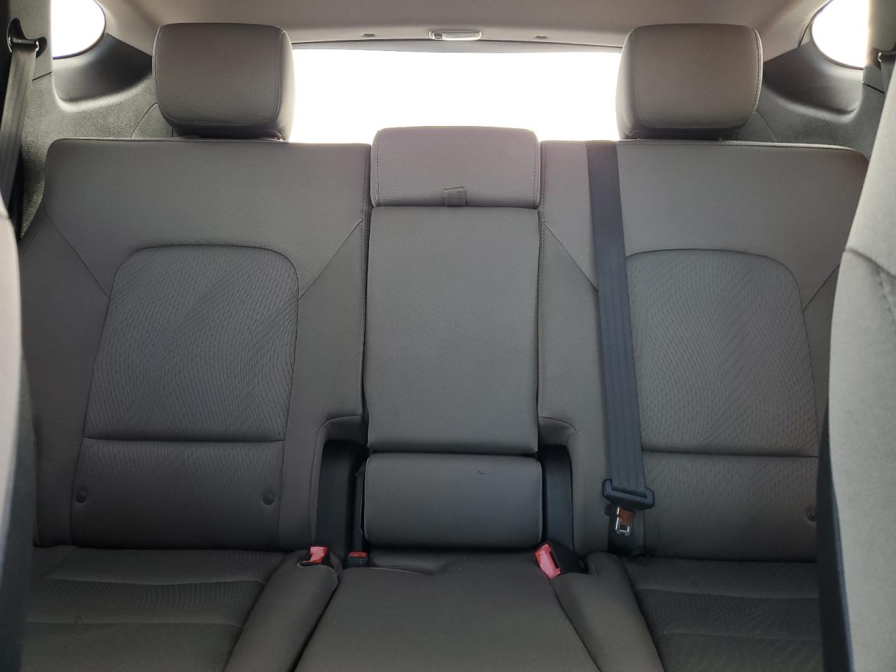 2013 Hyundai Santa Fe - Image 10
