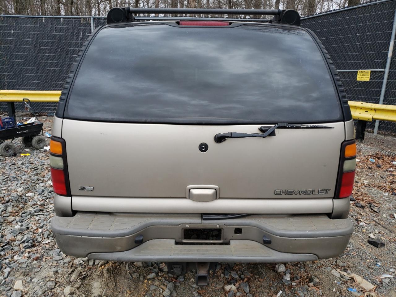 2003 Chevrolet Tahoe - Image 6