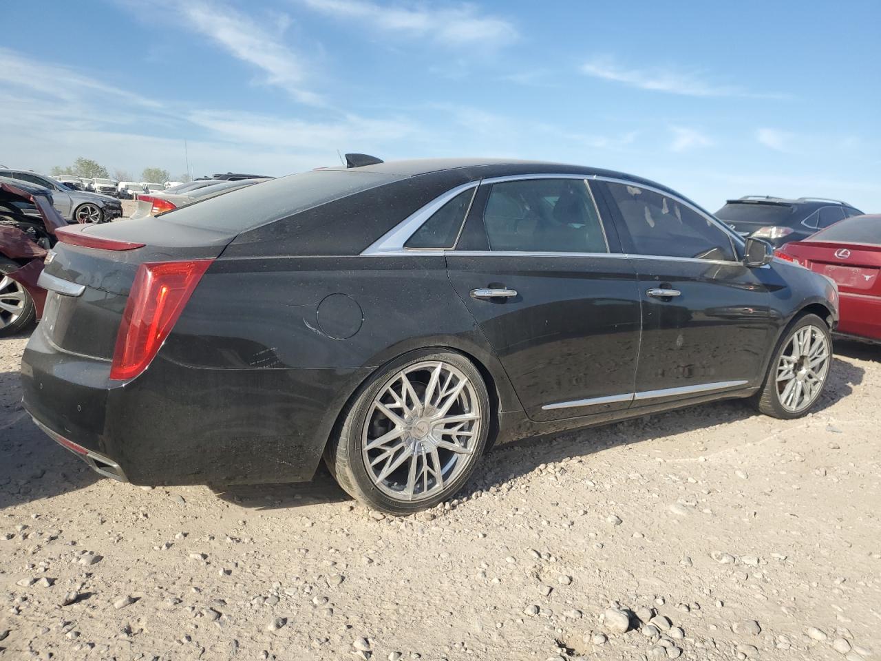2017 Cadillac XTS - Image 3
