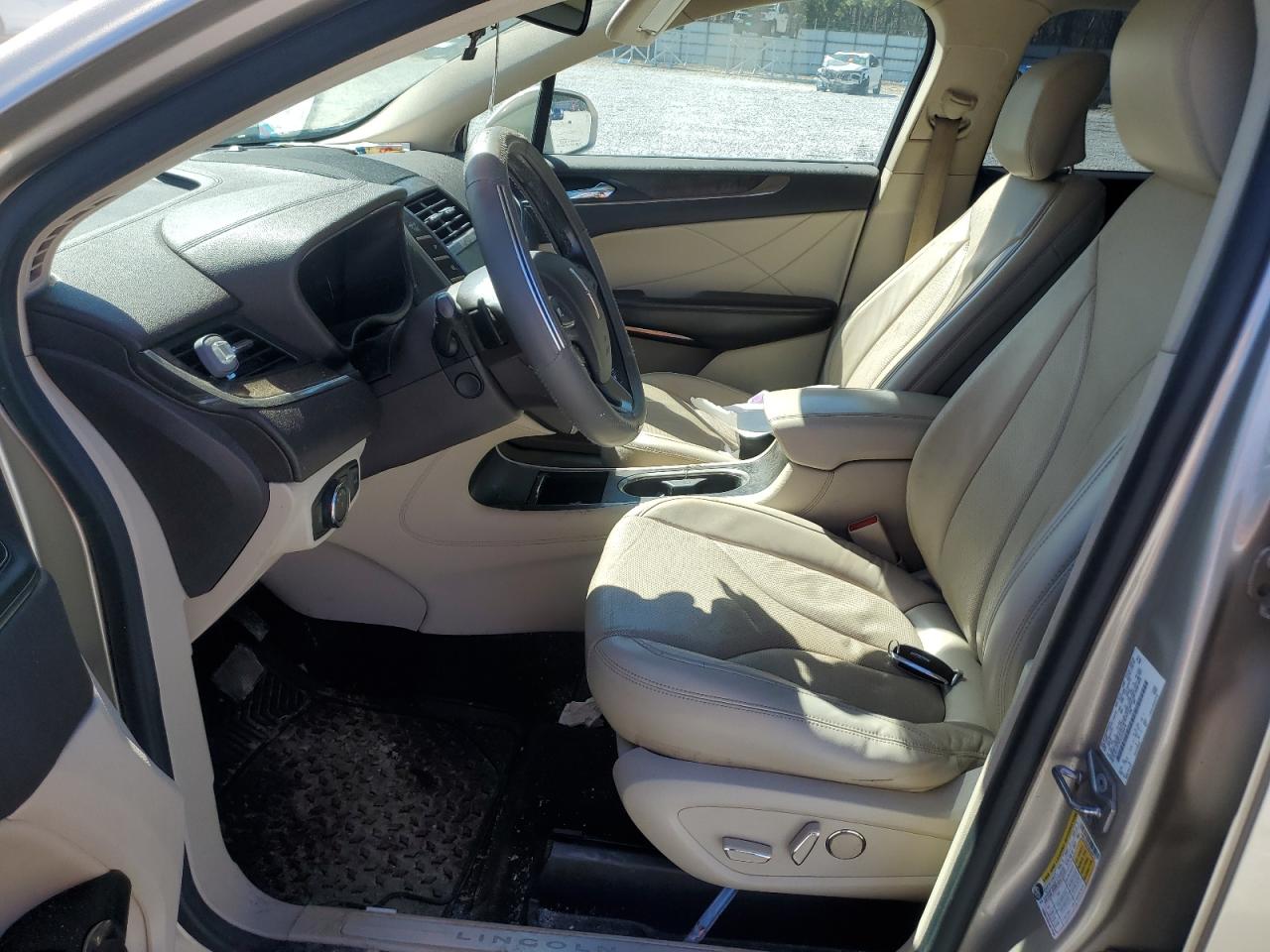 2017 Lincoln MKC - Image 7