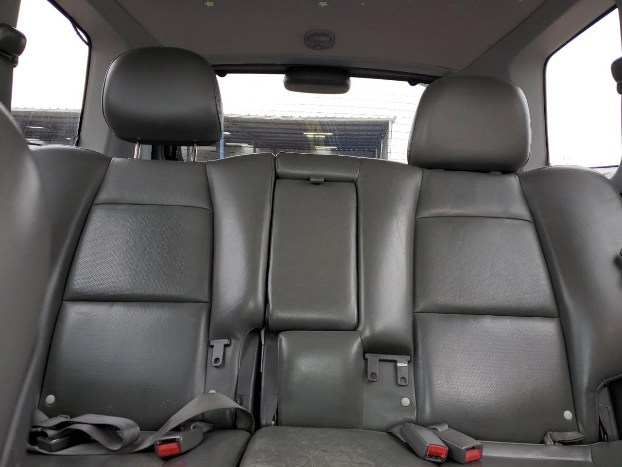 2003 Hyundai Santa Fe - Image 10