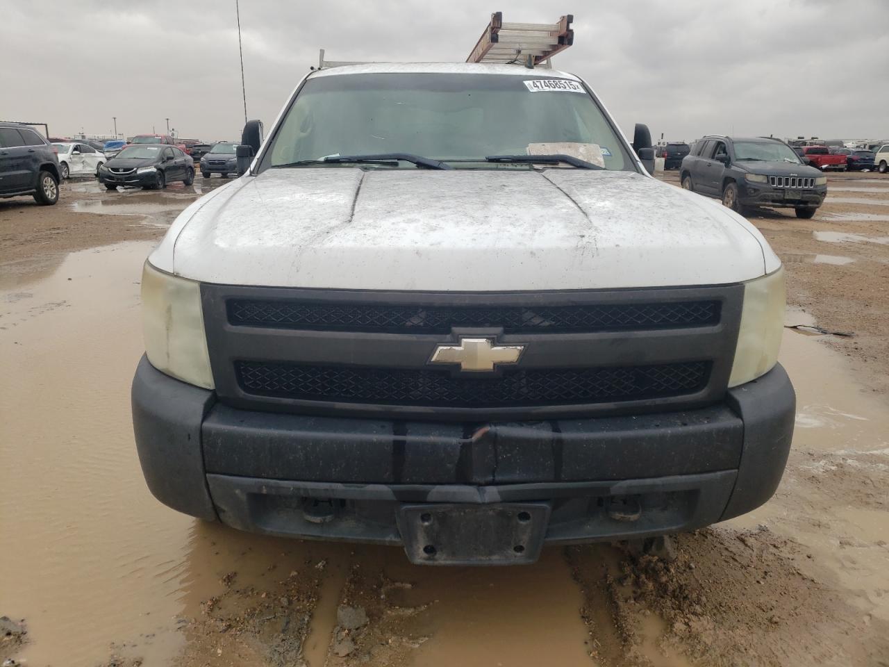 2008 Chevrolet Silverado - Image 5