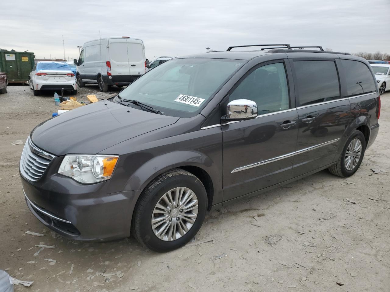 2015 Chrysler Town & Country - Image 1