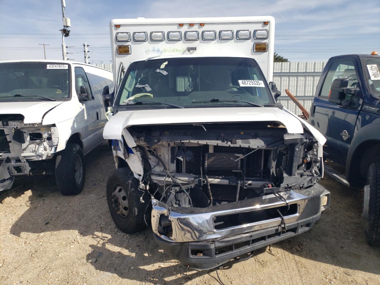 2014 Ford Econoline - Image 5