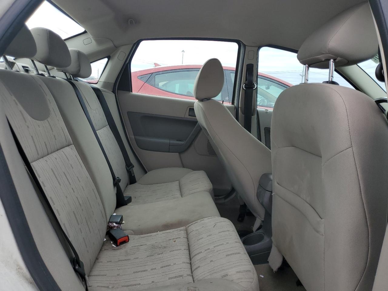 2009 Ford Focus - Image 11
