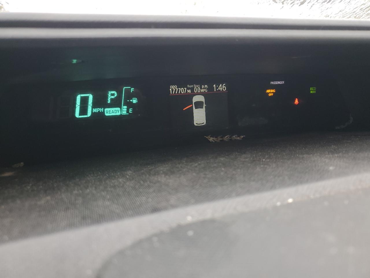 2013 Toyota Prius - Image 9