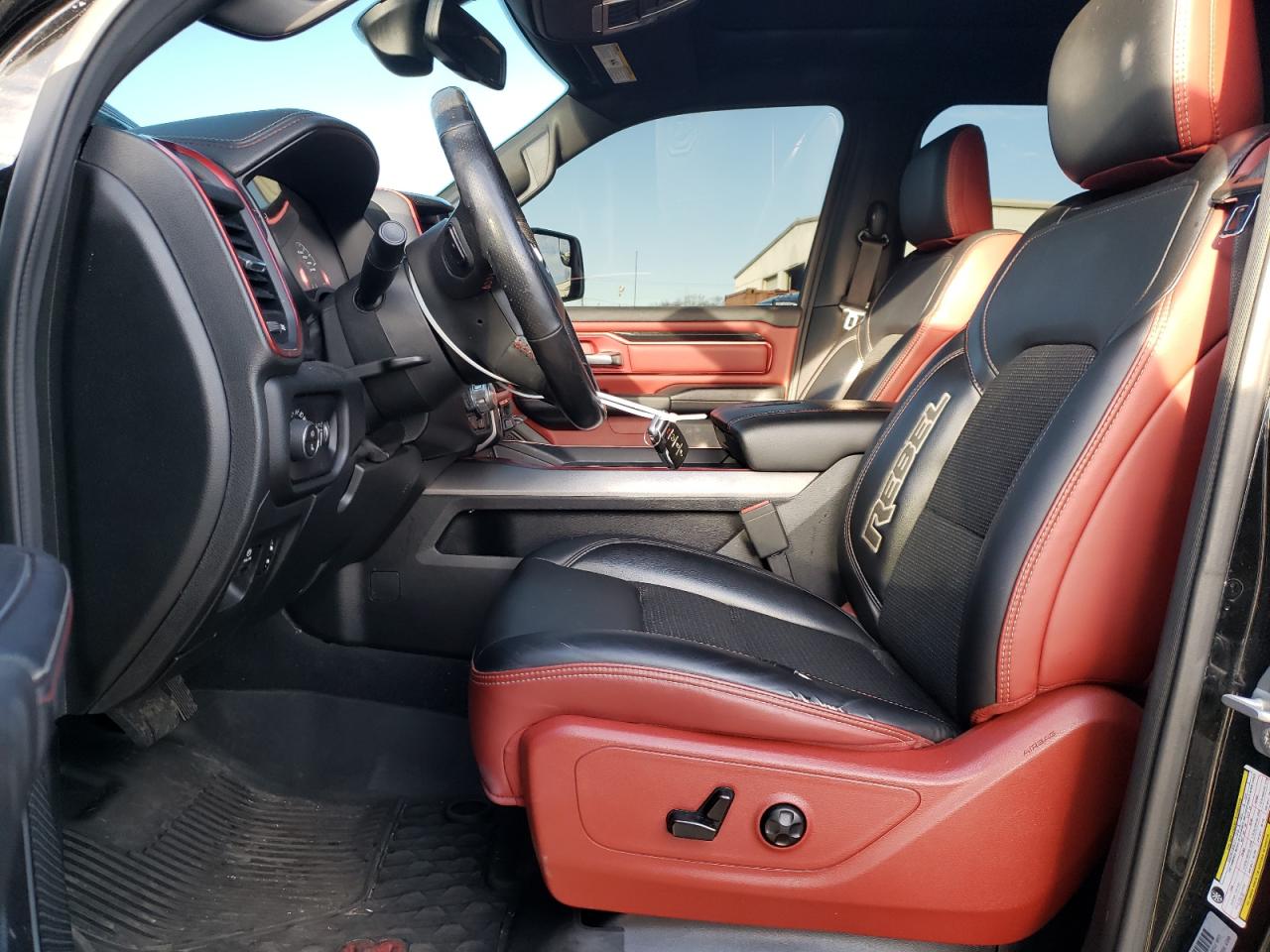 2019 RAM 1500 - Image 7