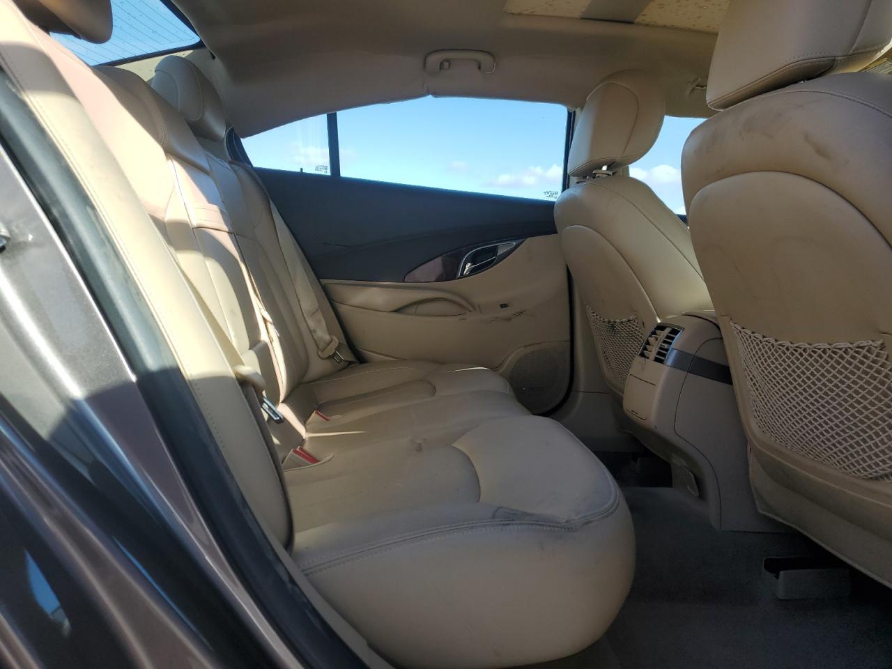 2011 Buick LaCrosse - Image 11