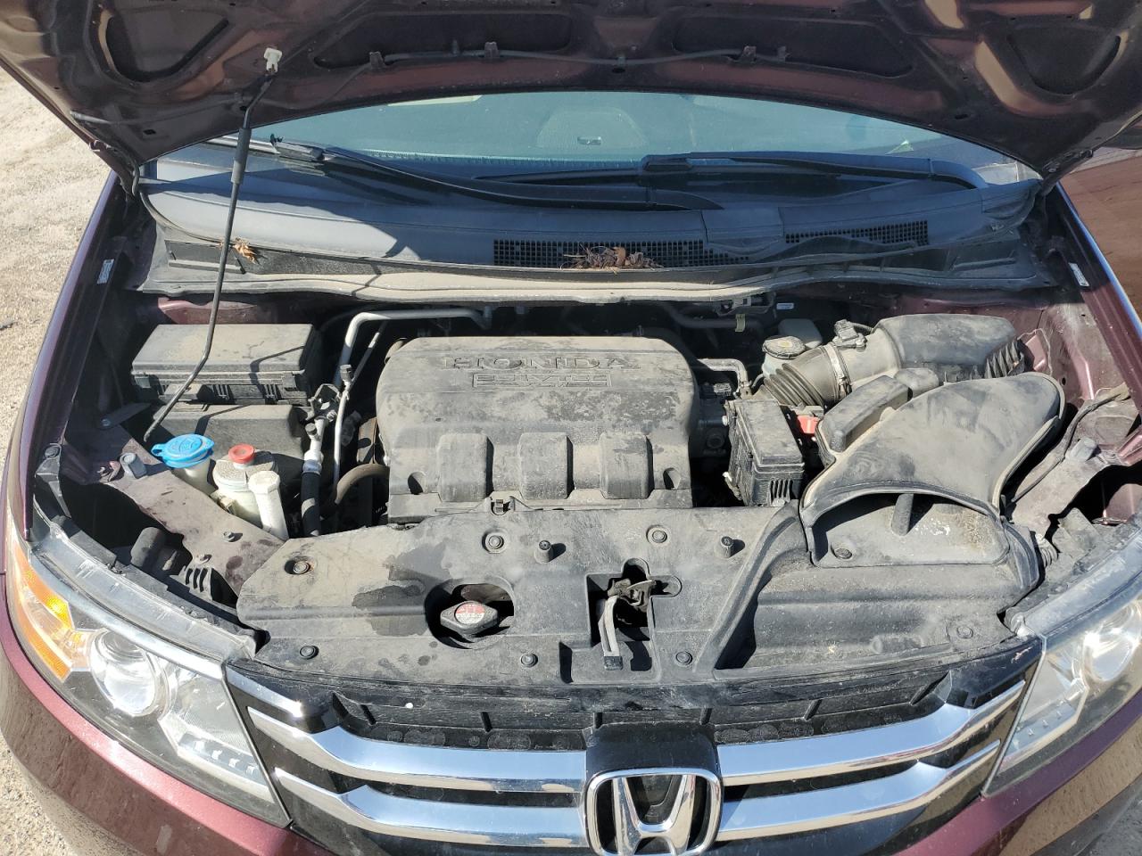 2015 Honda Odyssey - Image 12