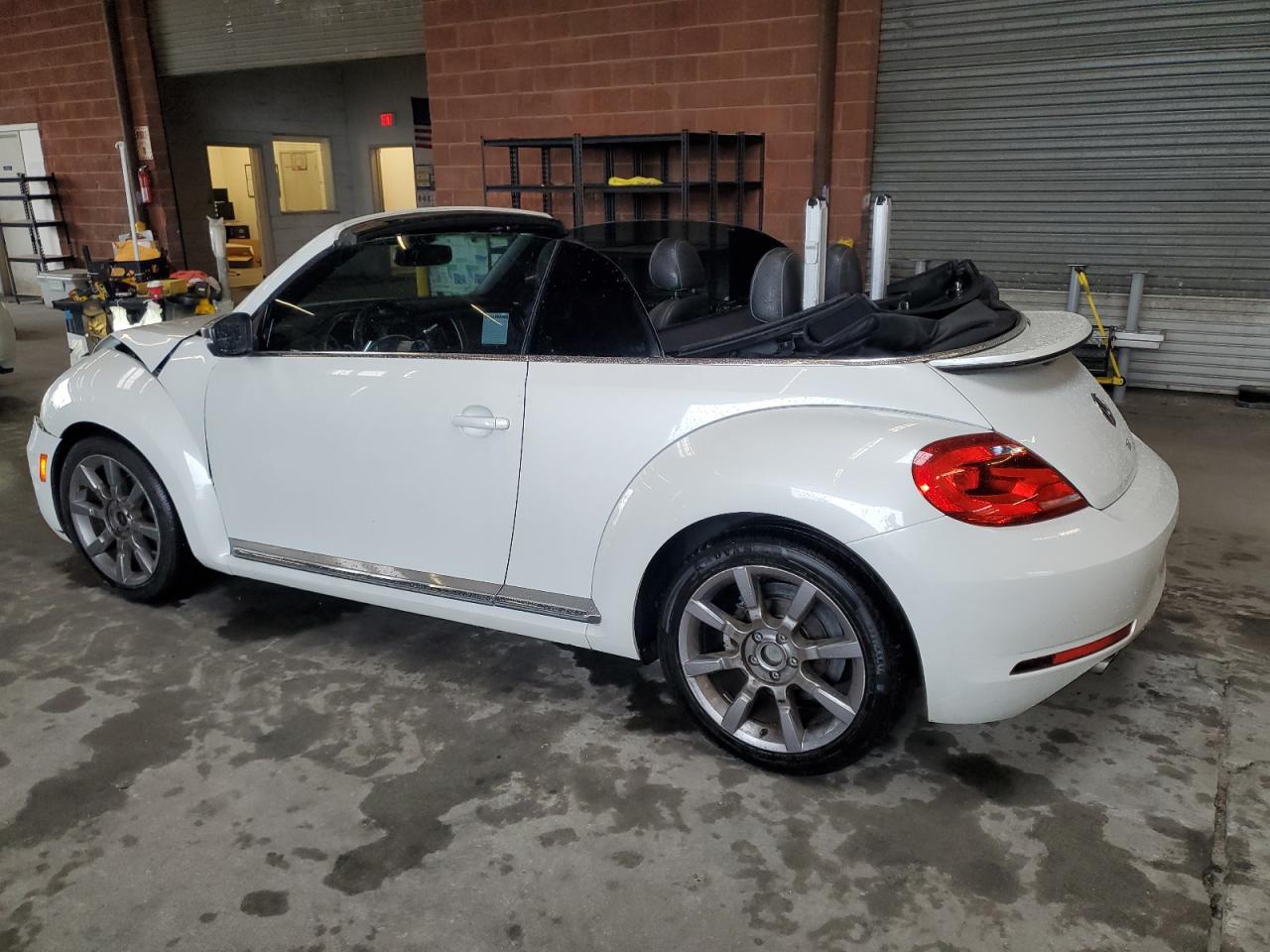 2014 Volkswagen Beetle - Image 2