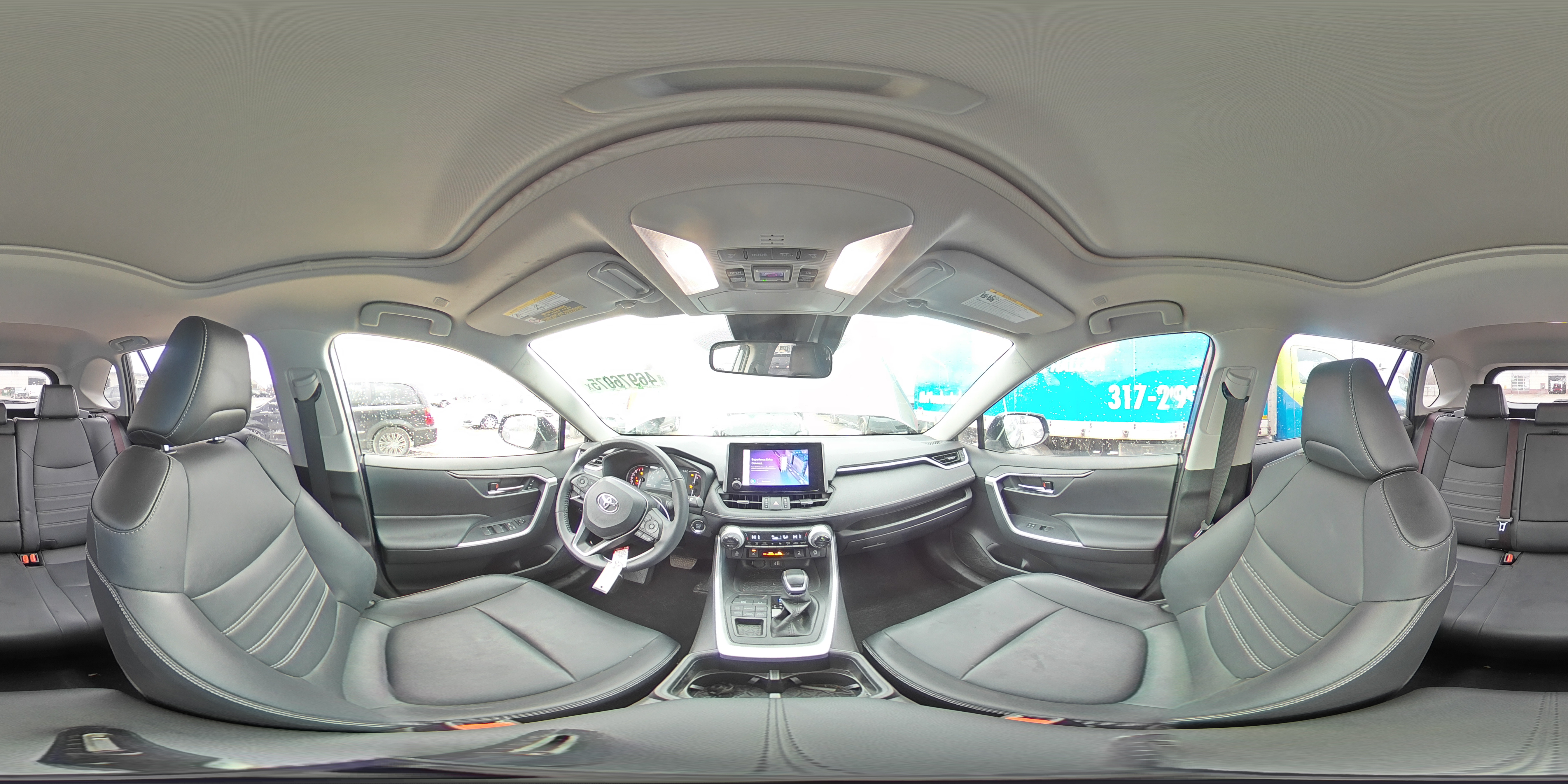 2023 Toyota RAV 4 - Image 13