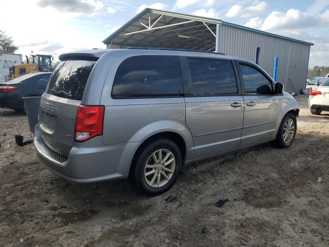 2016 Dodge Caravan - Image 3