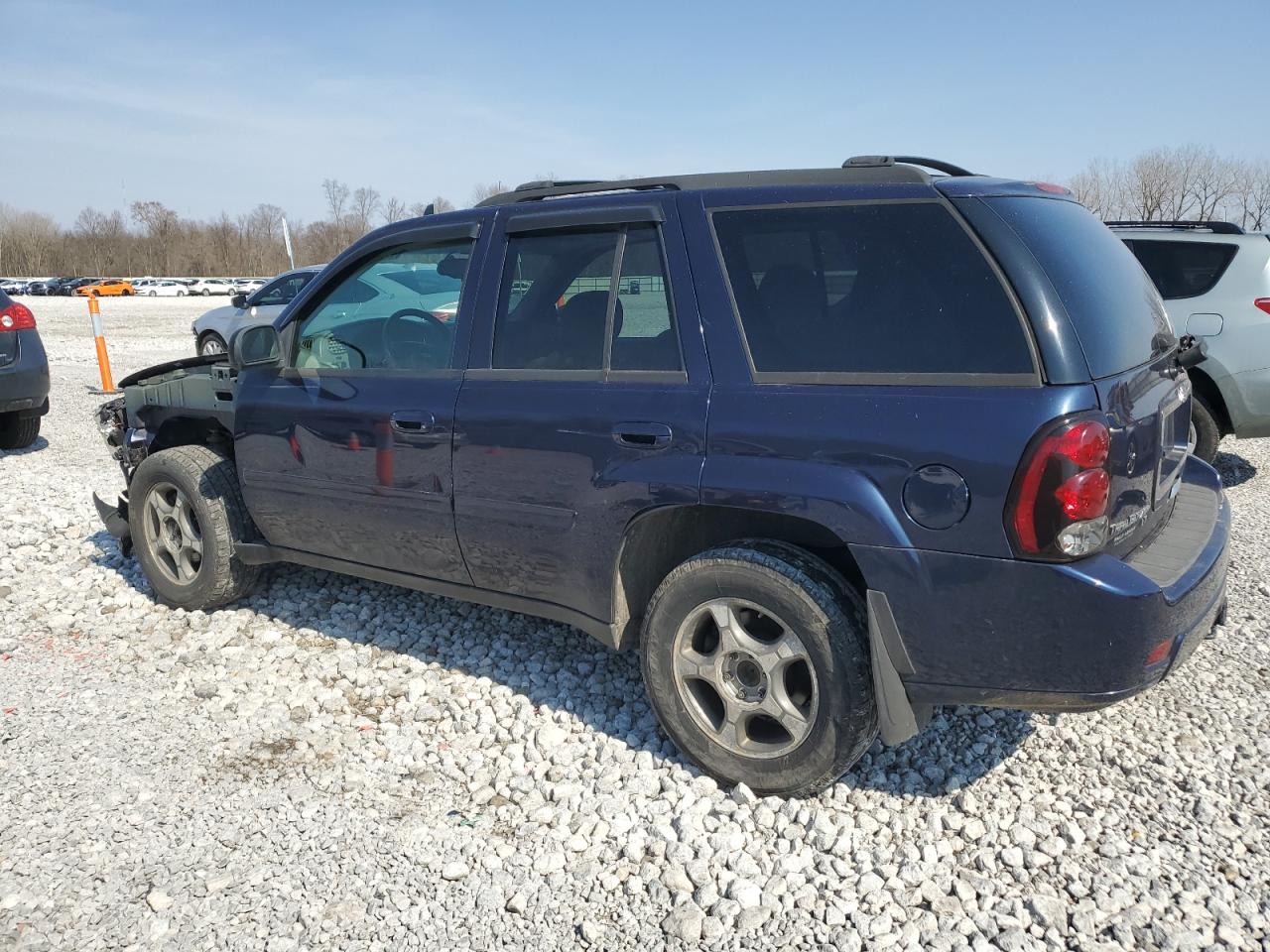 2008 Chevrolet TrailBlazer - Image 2