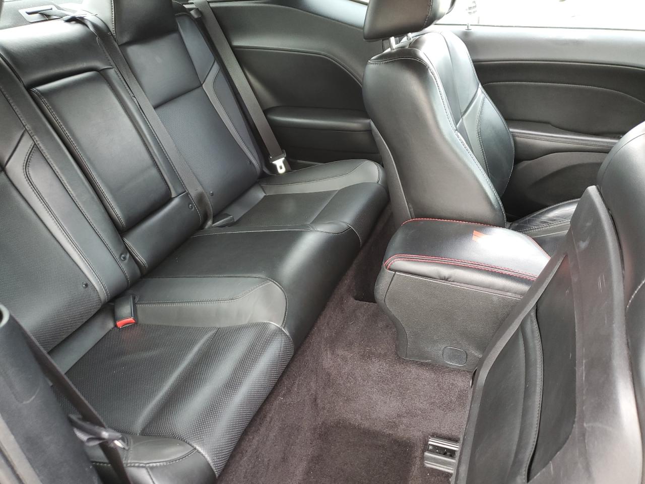 2017 Dodge Challenger - Image 10