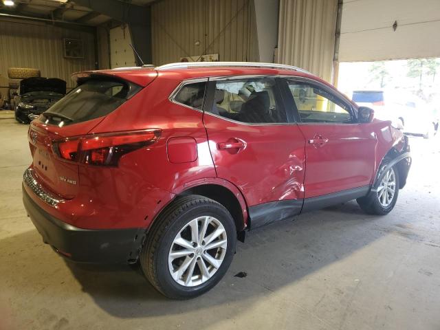  NISSAN ROGUE 2018 Czerwony