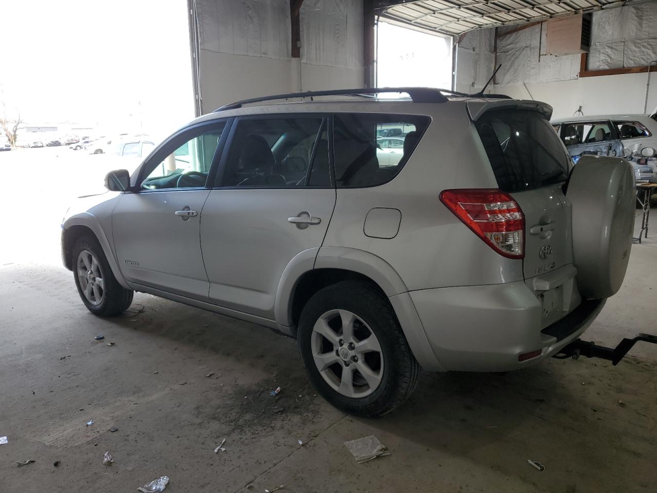 2012 Toyota RAV 4 - Image 2