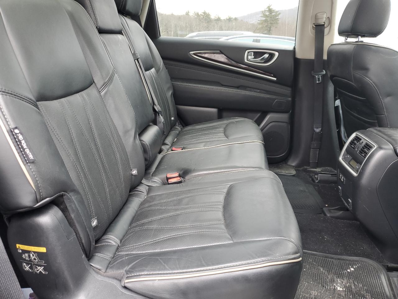 2019 Infiniti QX60 - Image 11