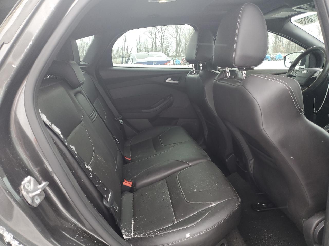 2015 Ford Focus - Image 10