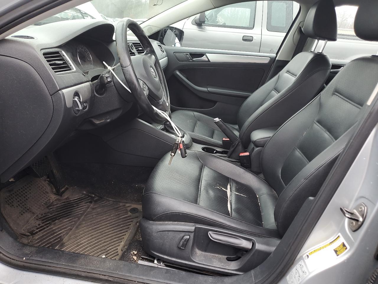 2014 Volkswagen Jetta - Image 7