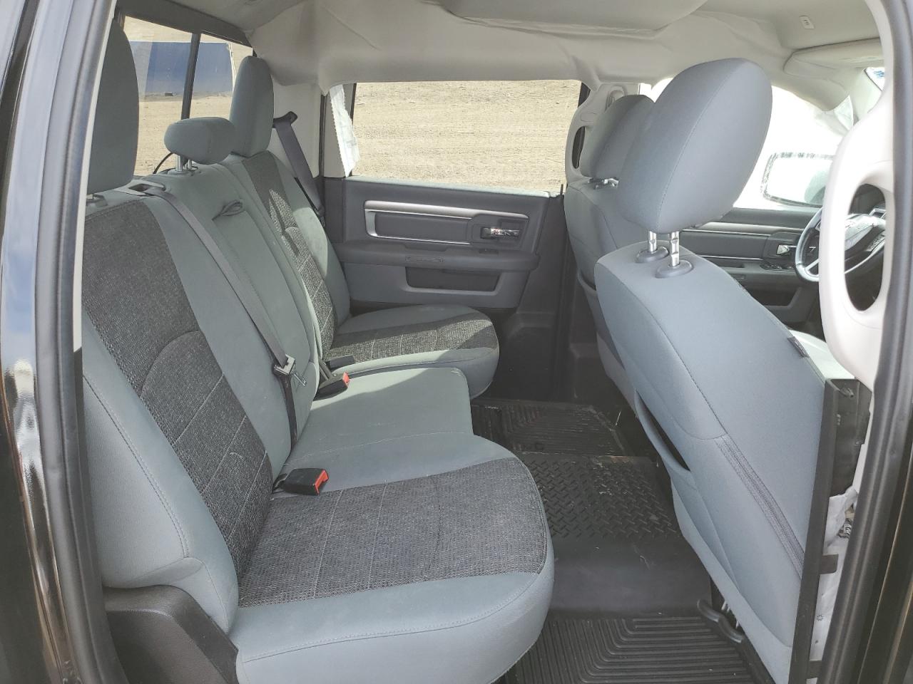 2020 RAM 1500 - Image 11