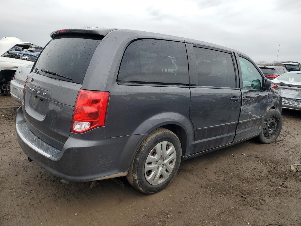 2016 Dodge Caravan - Image 3