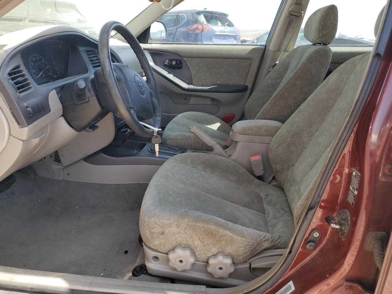 2001 Hyundai Elantra - Image 7