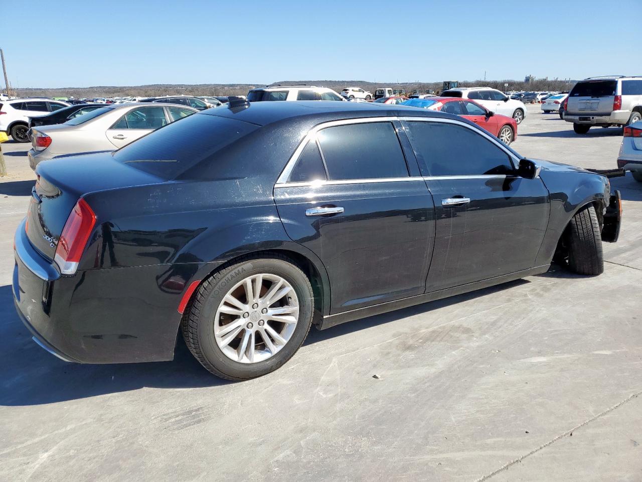 2016 Chrysler 300 - Image 3