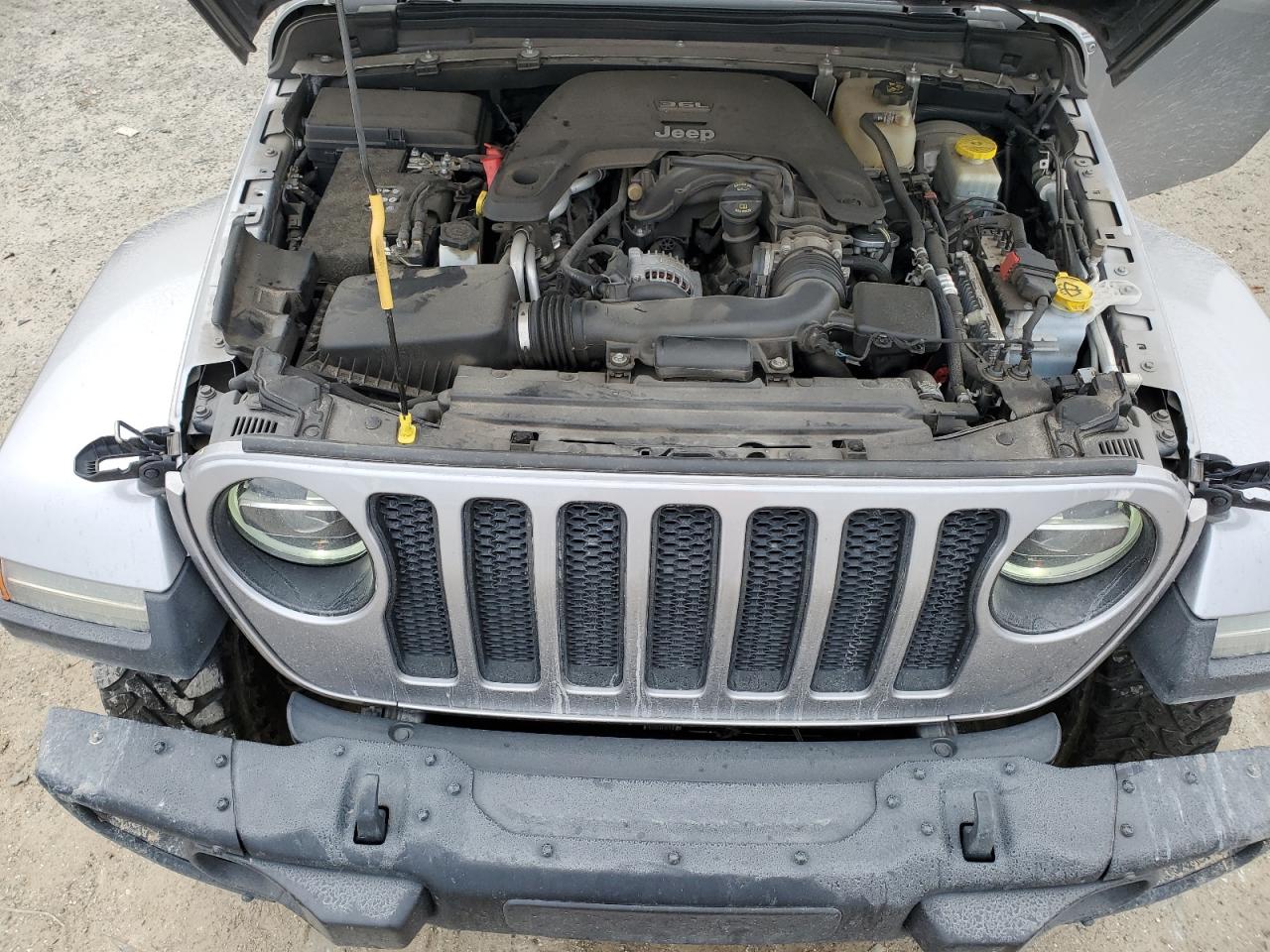 2019 Jeep Wrangler - Image 12