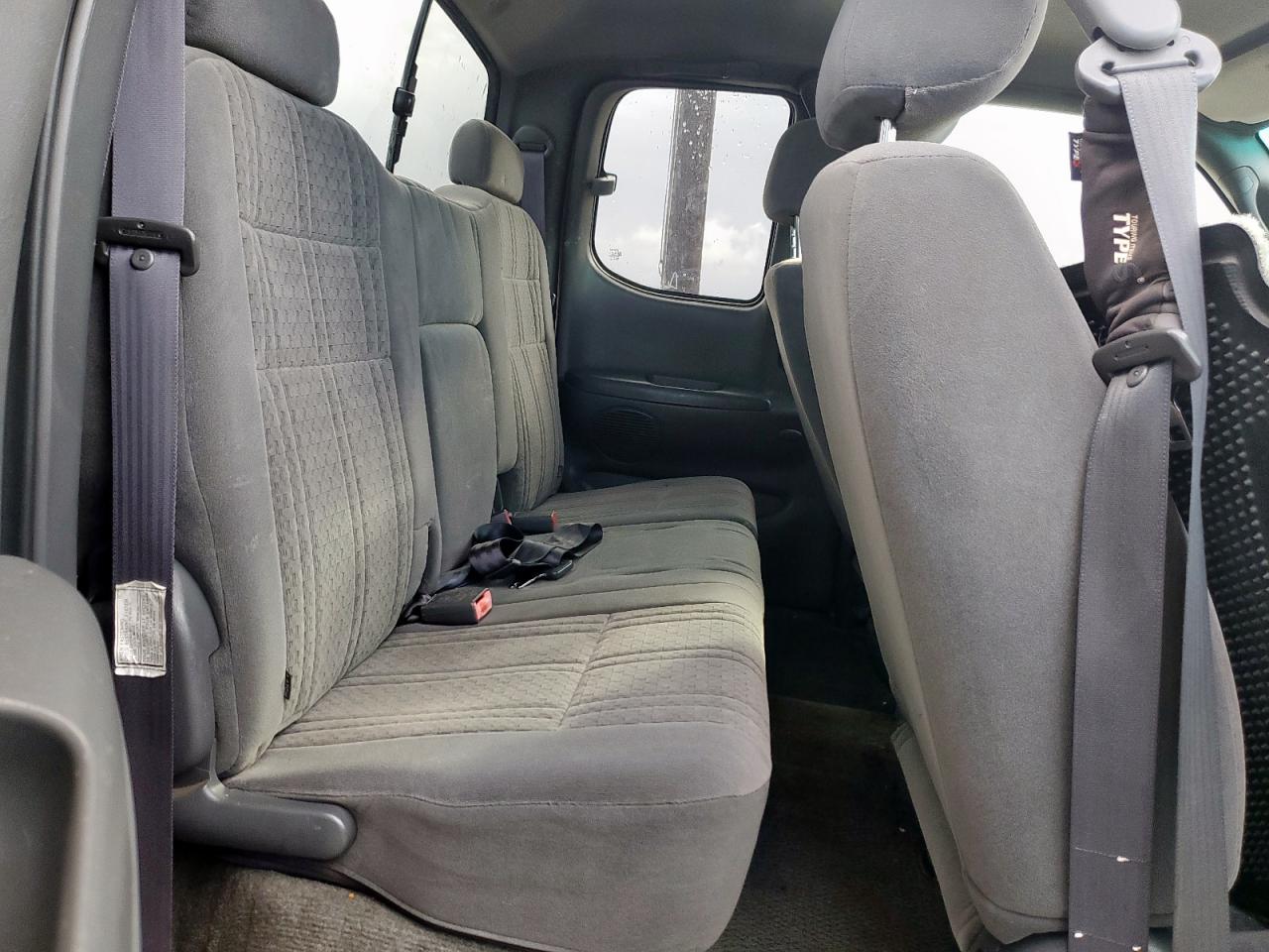 2003 Toyota Tundra - Image 10