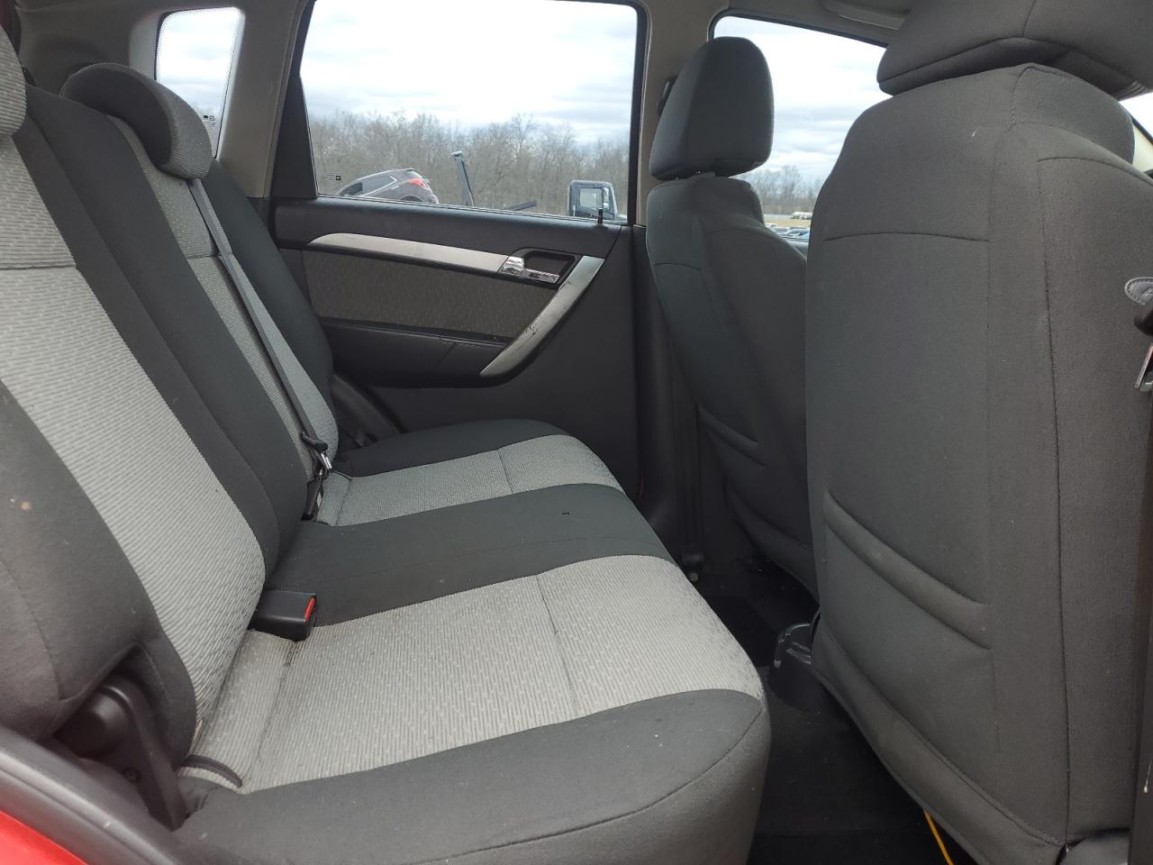 2010 Chevrolet Aveo - Image 10