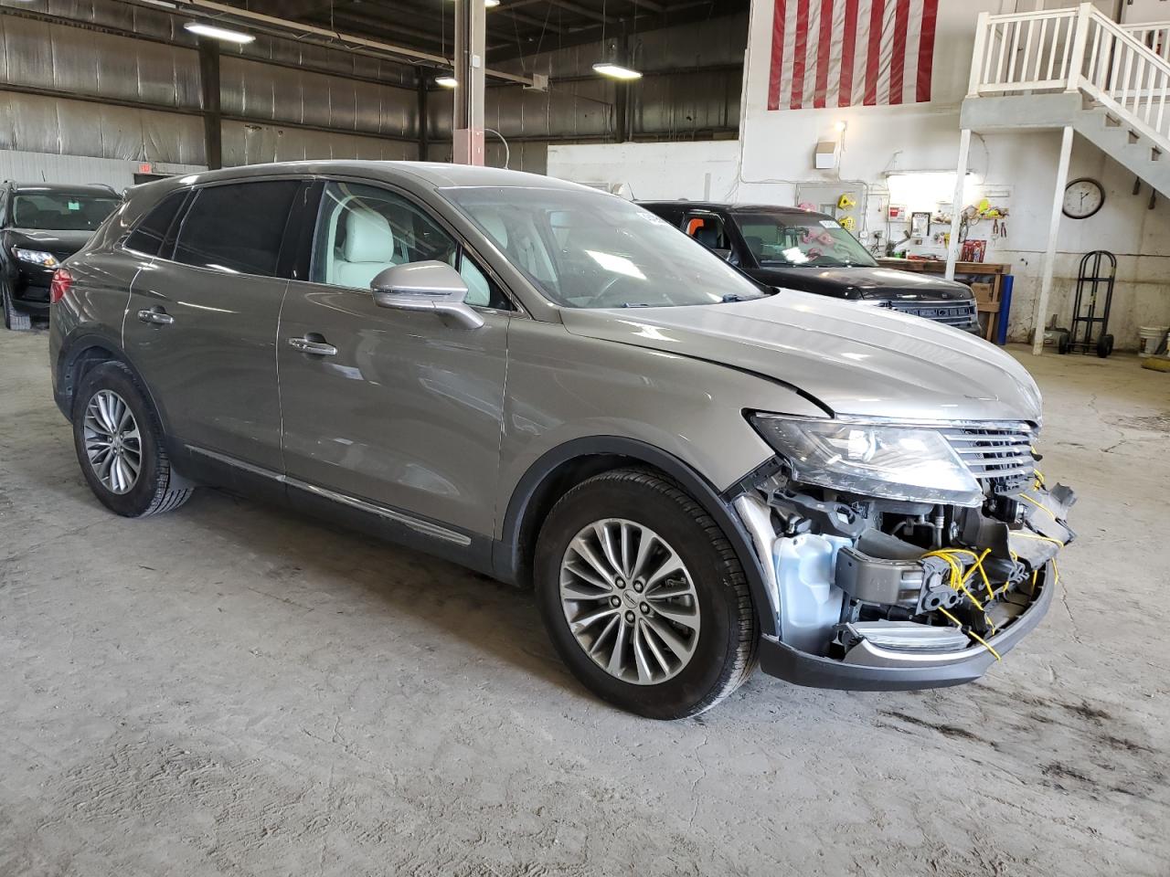 2016 Lincoln MKX - Image 4