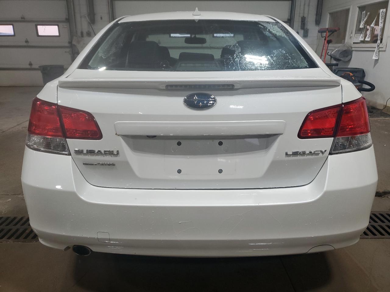 2014 Subaru Legacy - Image 6