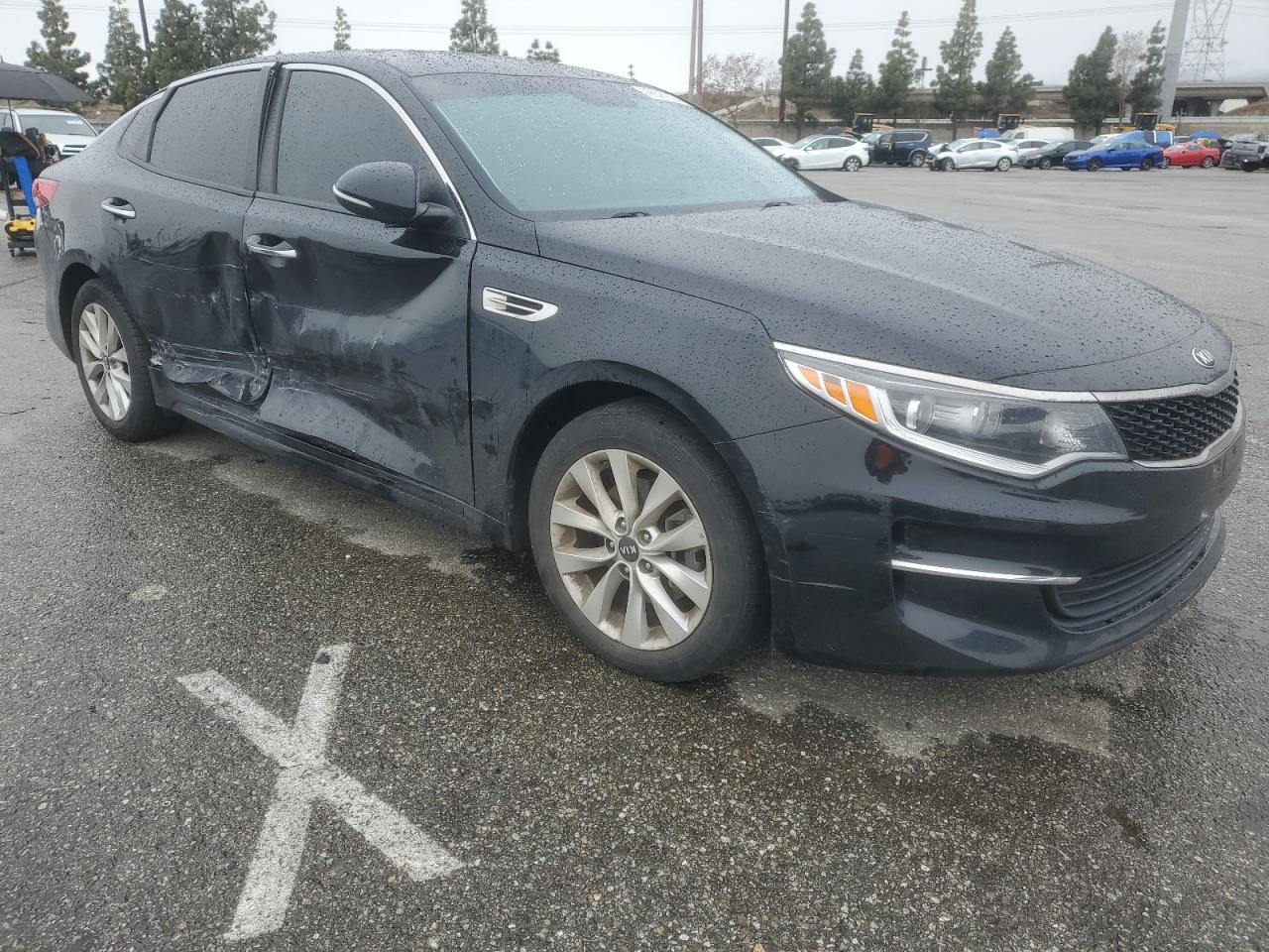 2018 Kia Optima - Image 4